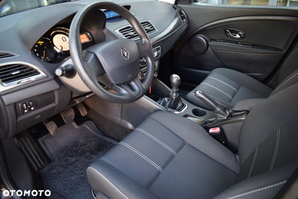 Renault Megane - 11