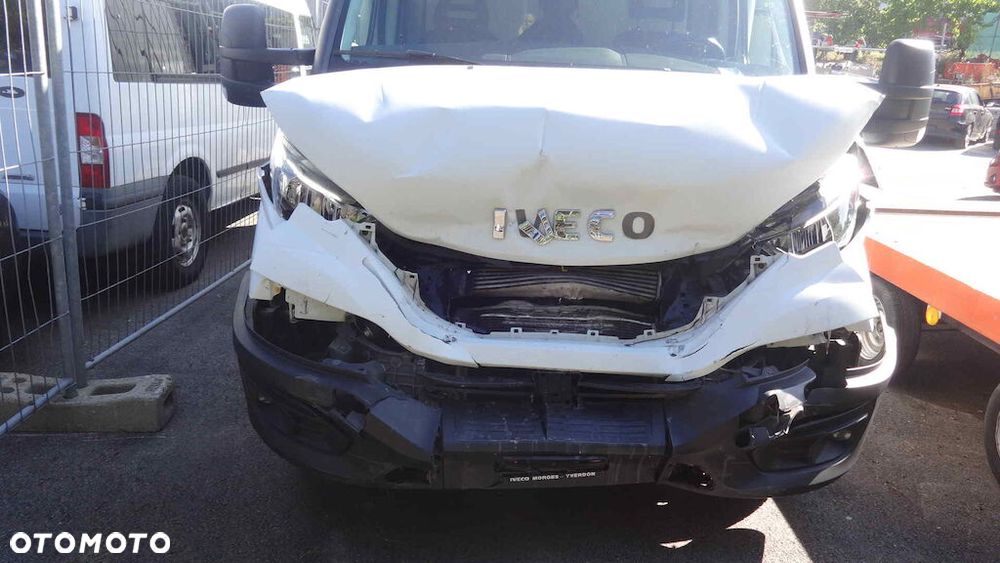 Iveco Daily 33 S 16 - 5