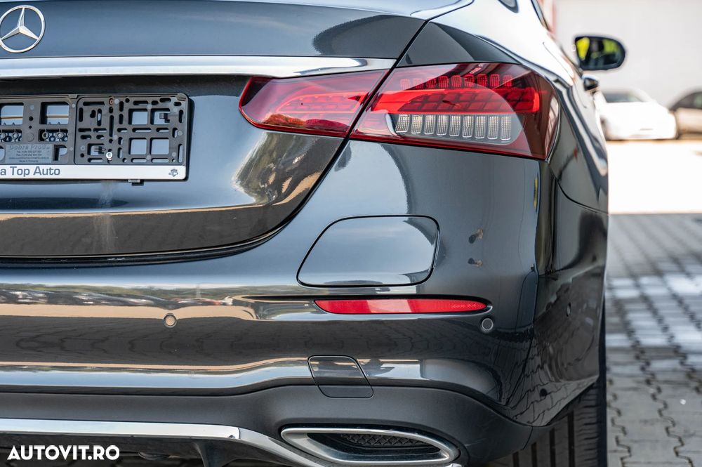 Mercedes-Benz E 300 de 9G-TRONIC AMG Line - 19