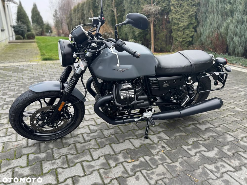 Moto Guzzi V7 - 10