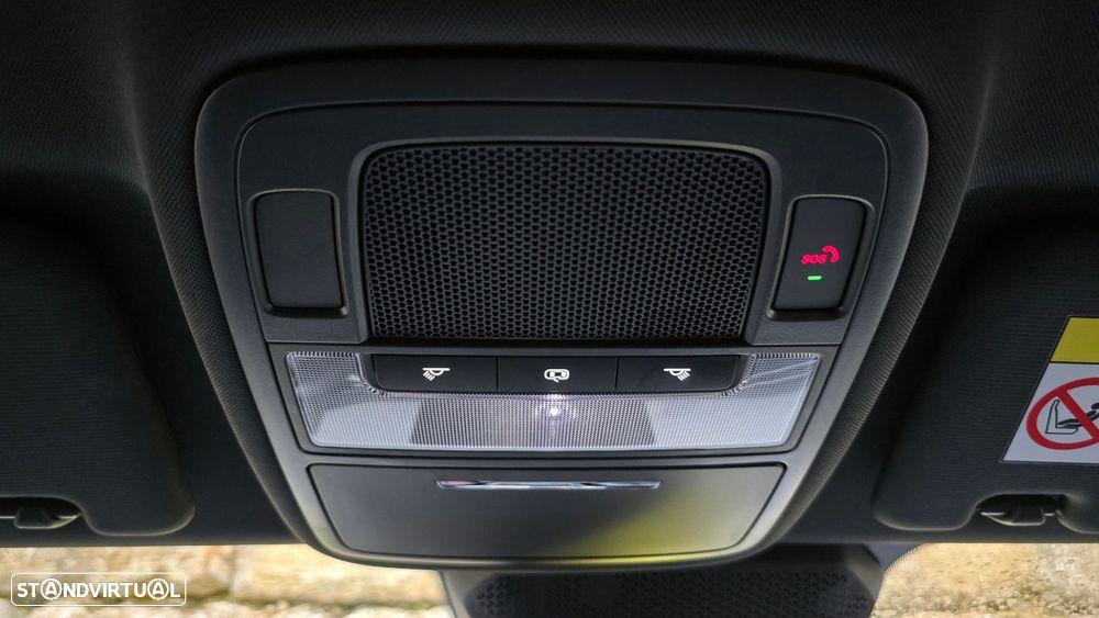 MG MG4 64 kWh Luxury - 12