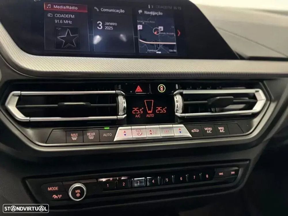 BMW 116 d Pack Desportivo M - 39