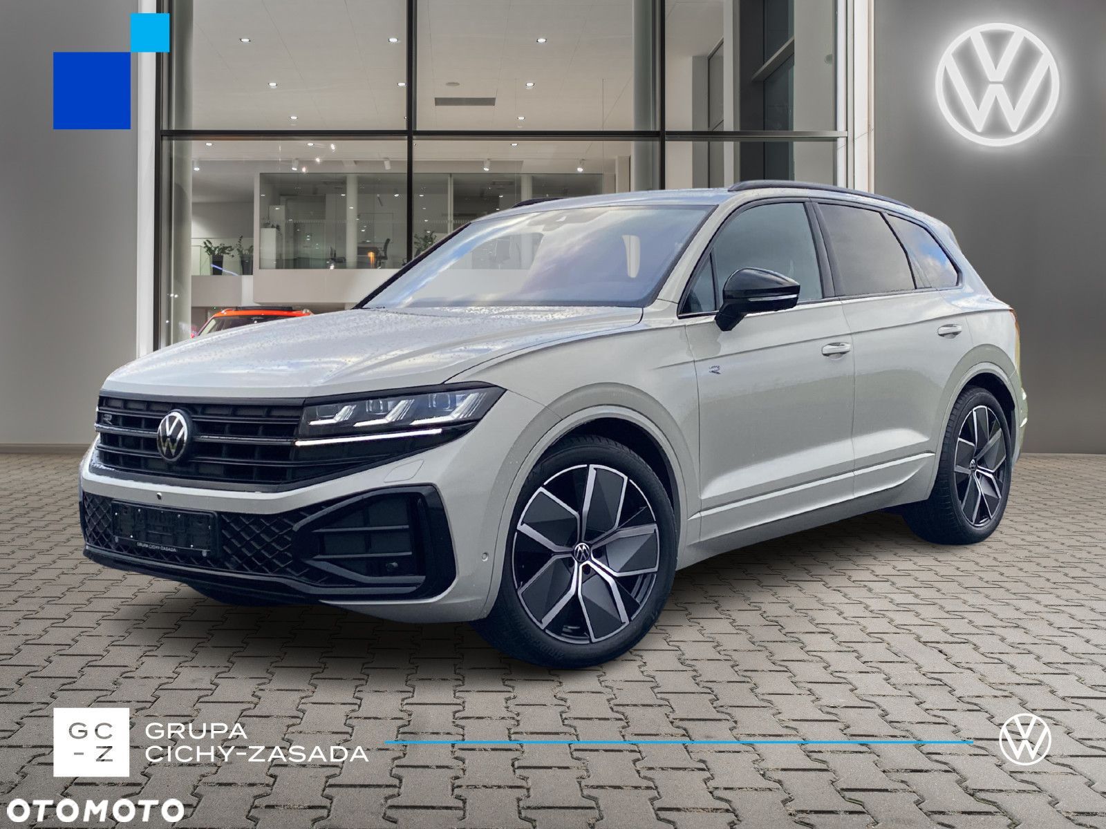 Volkswagen Touareg - 1