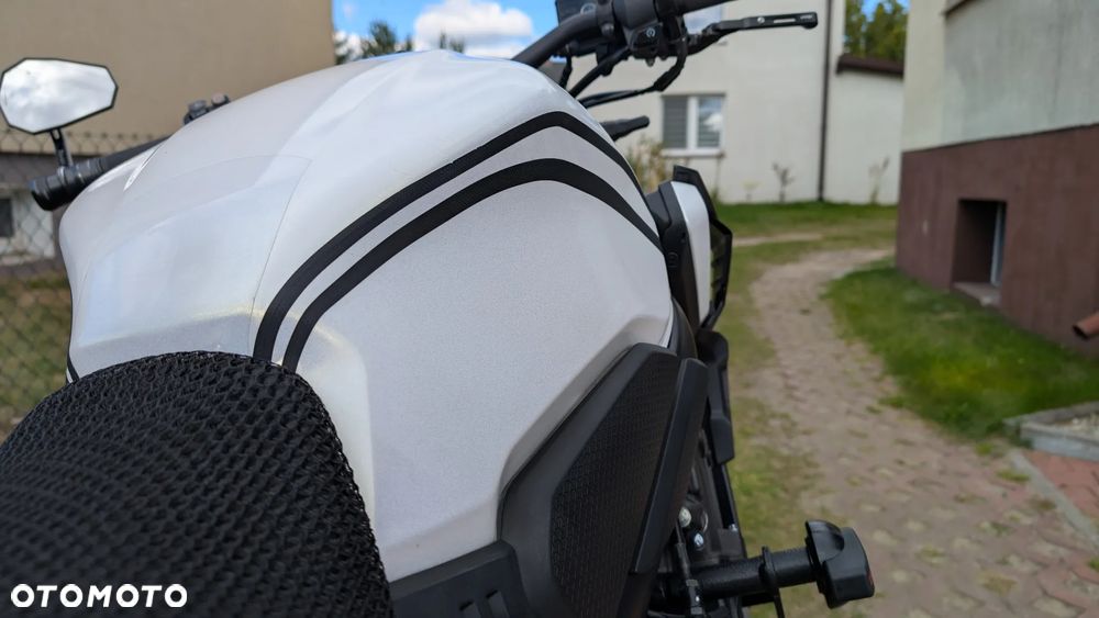 Honda CB - 22