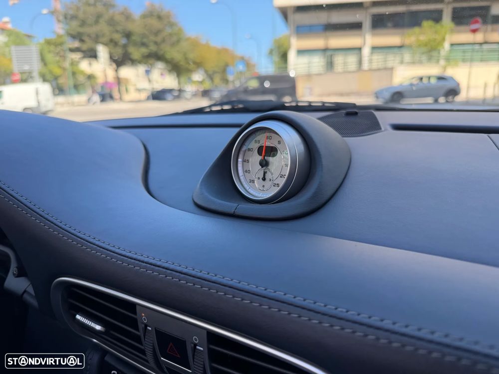 Porsche 911 (997) Carrera 4S Cabriolet PDK - 8