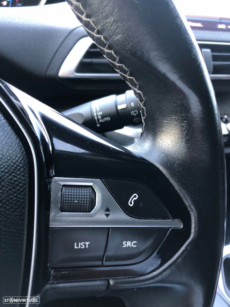 Peugeot 3008 1.5 BlueHDi Allure - 29