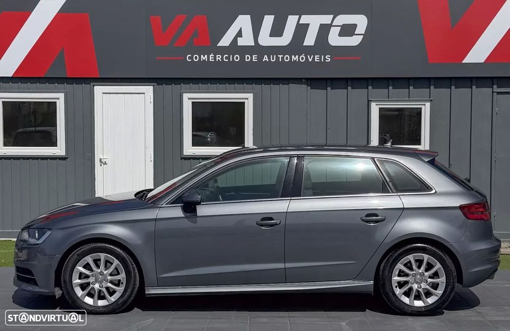 Audi A3 Sportback 1.6 TDI Advance Ultra - 7