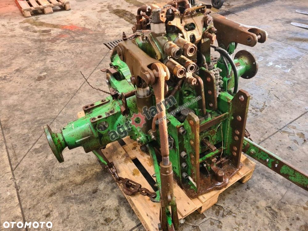 Tylny most John Deere 6300 - 4