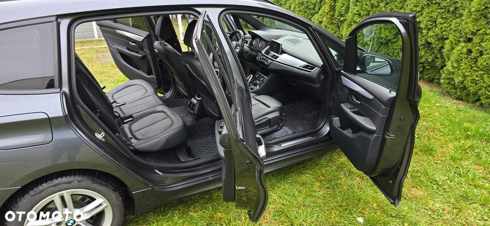 BMW Seria 2 220d - 18