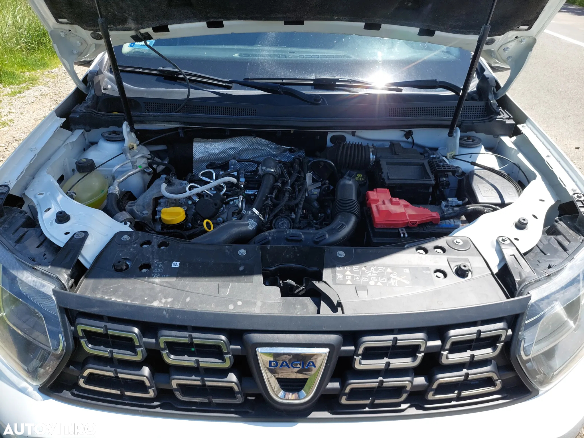 Dacia Duster TCe 130 4WD GPF Celebration - 6