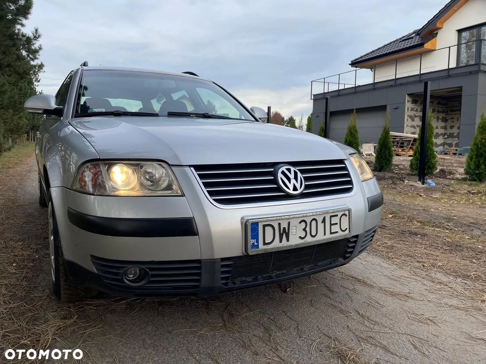 Volkswagen Passat 1.9 TDI Comfortline - 2