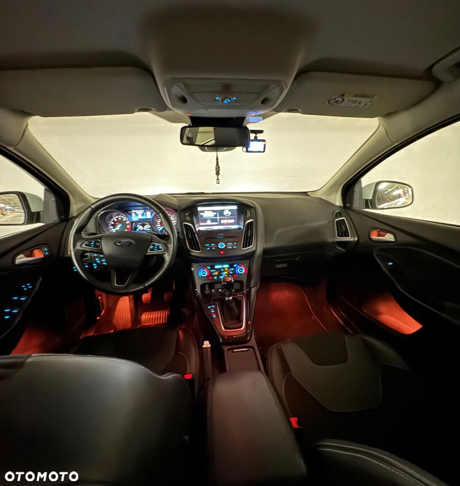 Ford Focus 1.5 EcoBoost ST-Line Business - 8