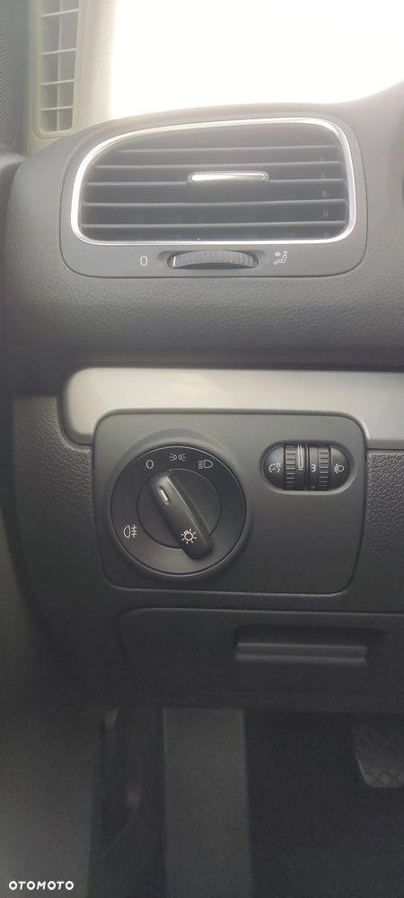 Volkswagen Golf 1.6 Trendline - 19