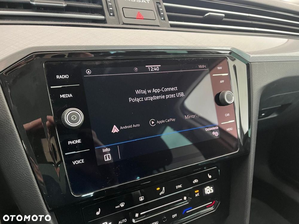 Volkswagen Passat Variant 2.0 TDI EVO Business DSG - 29