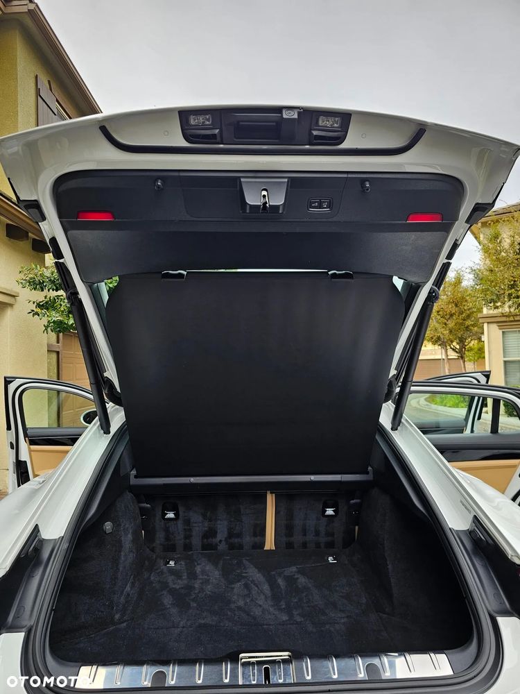 Porsche Panamera 4S - 22