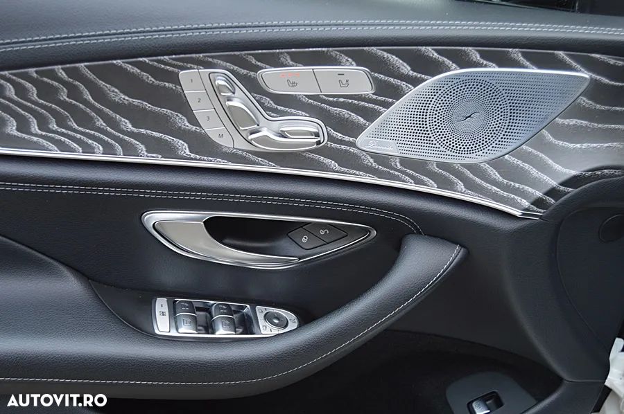 Mercedes-Benz CLS 450 4MATIC Aut - 30