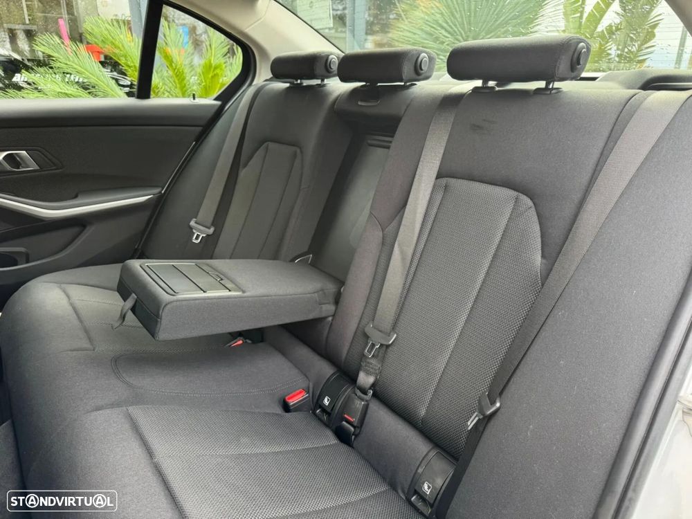 BMW 330 e Corporate Edition Auto - 18