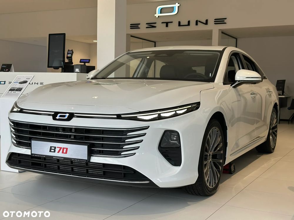 Bestune B70 2.0T Elegance - 1