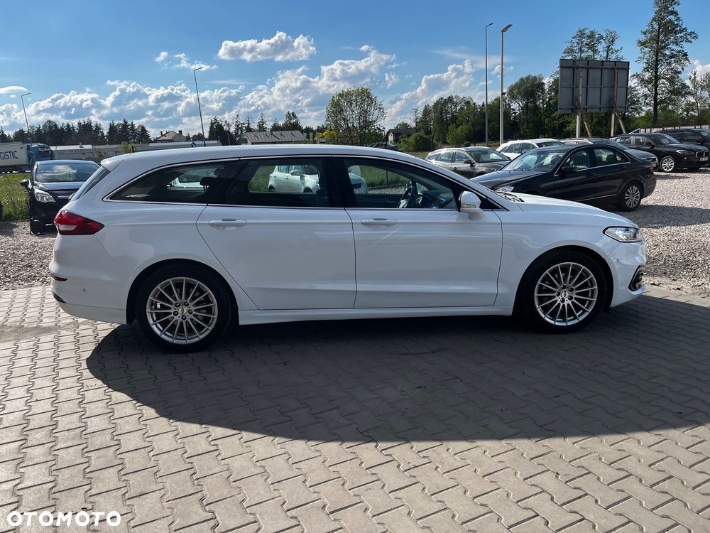 Ford Mondeo - 9