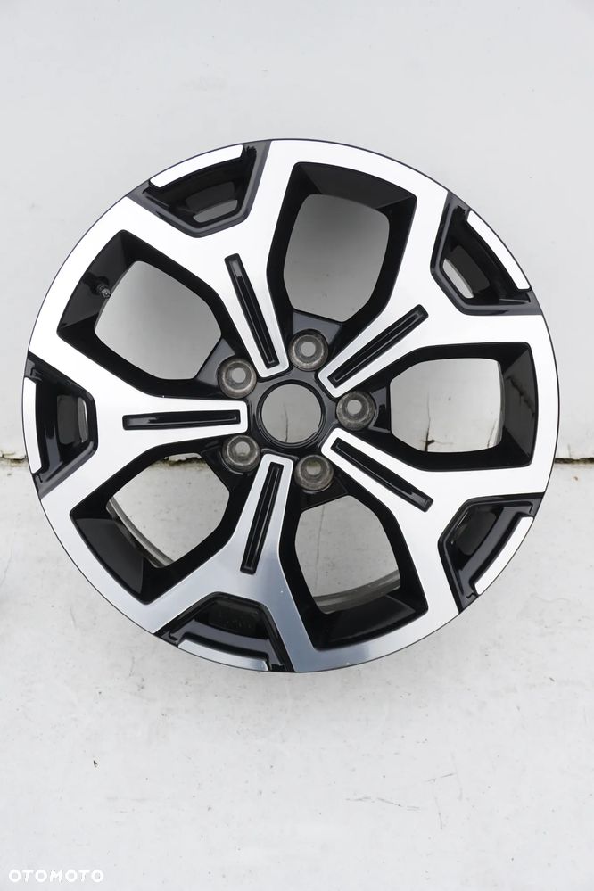 Renault 5x114,3 17 6,5J et50 403008540R