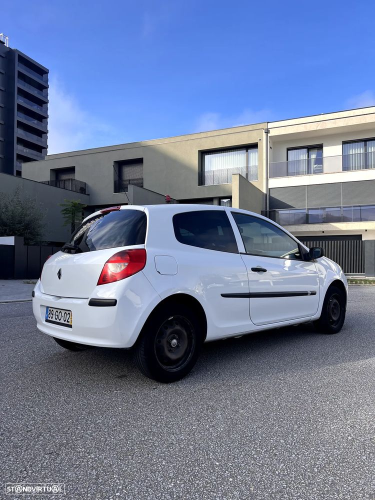 Renault Clio 2008 photo 5