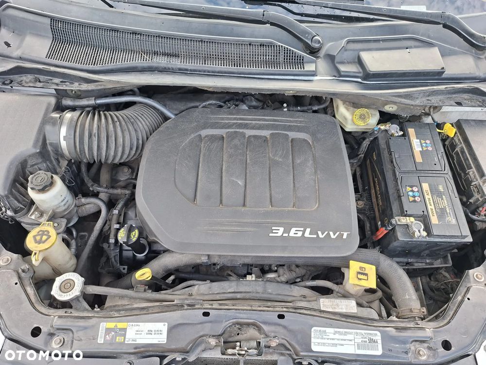 Chrysler Town & Country 3.6 Touring - 10