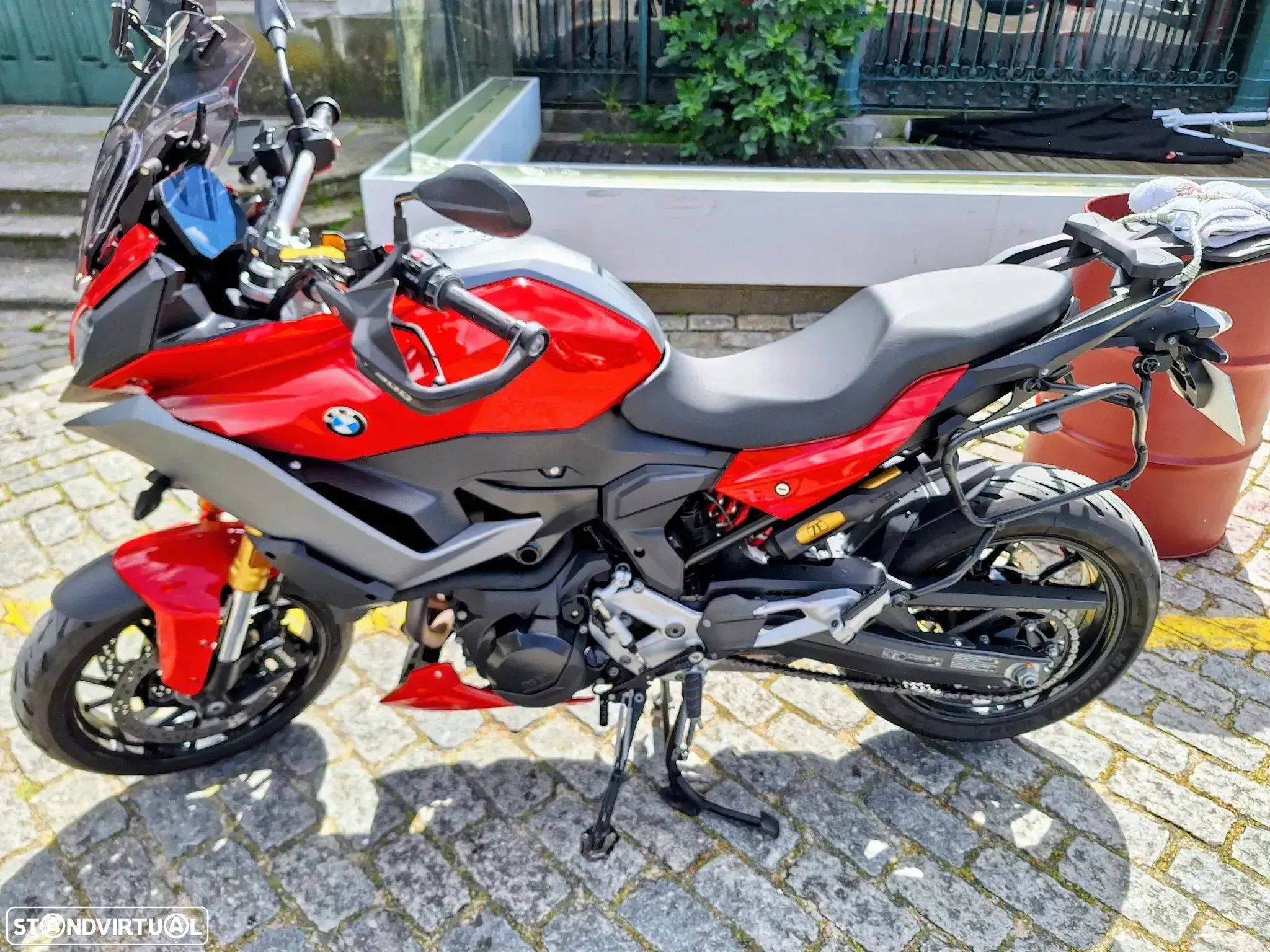 BMW F 900 XR - 1
