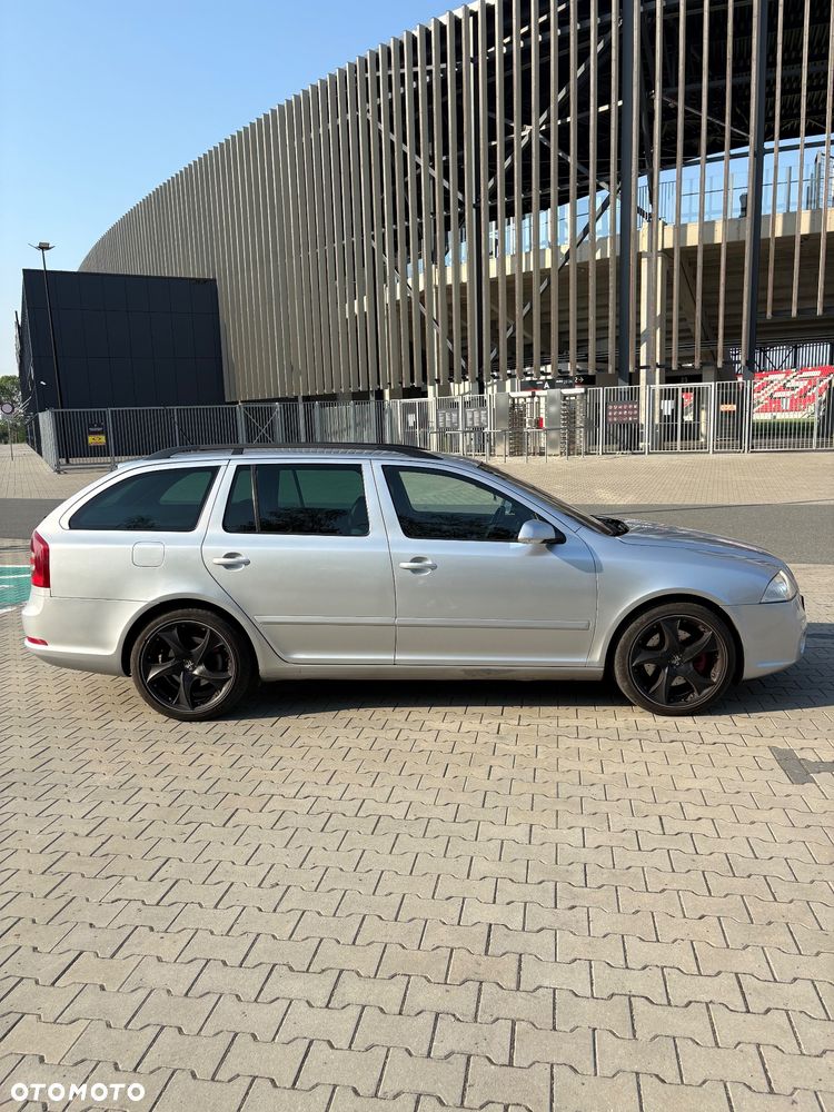 Skoda Octavia 2.0 TDI RS - 4