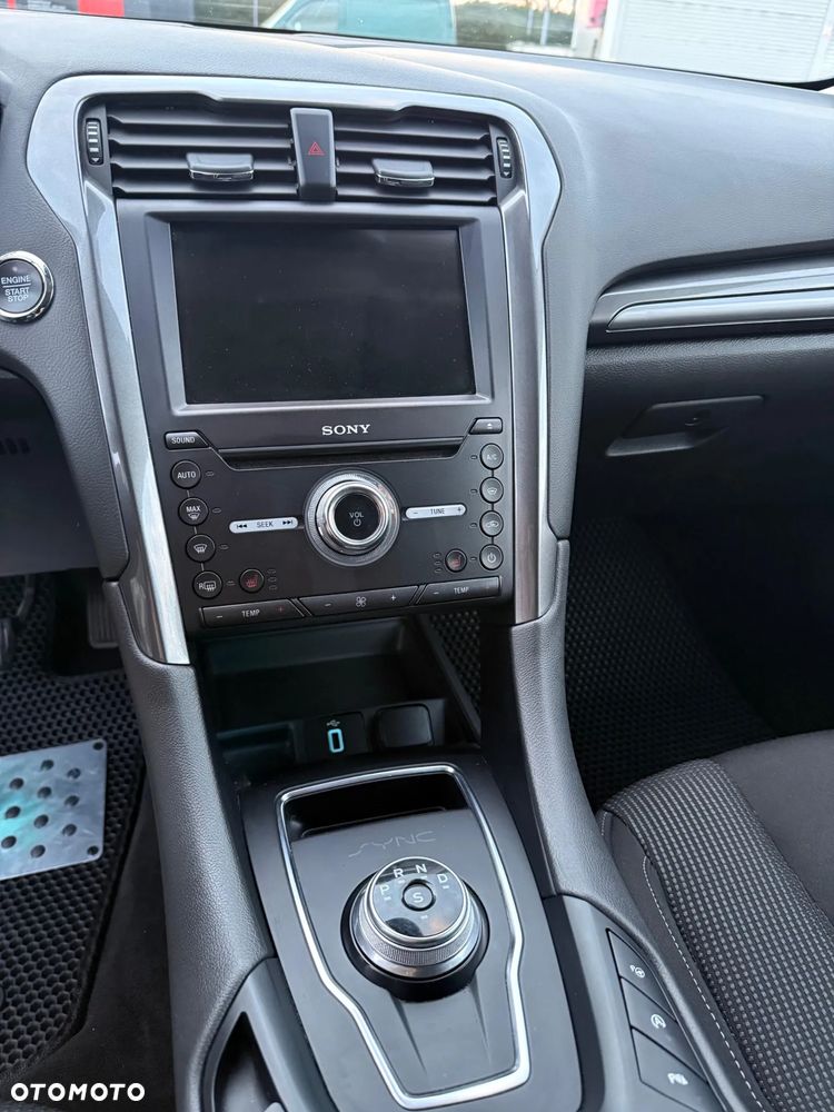 Ford Mondeo 2.0 EcoBlue Titanium AWD - 11