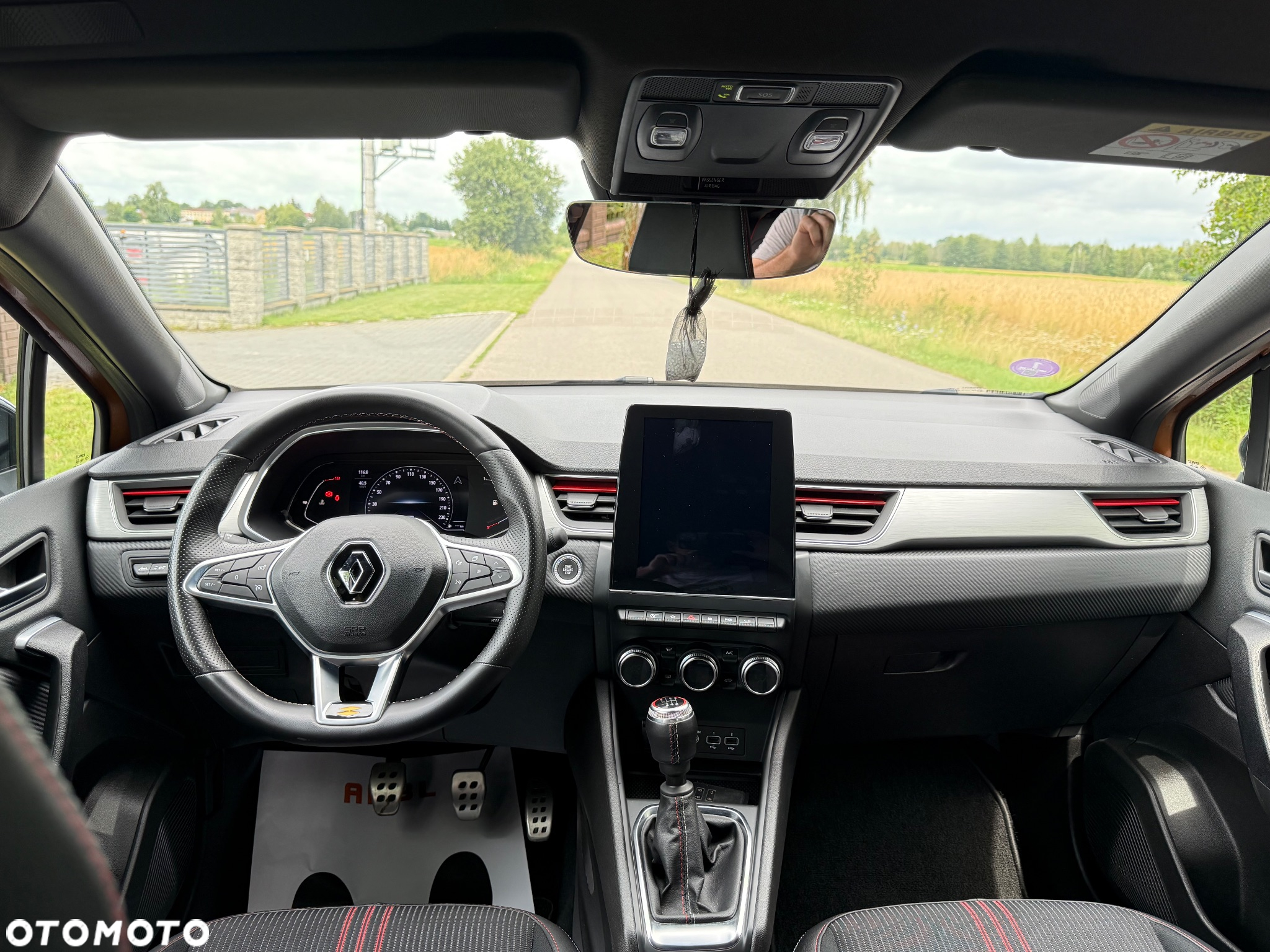Renault Captur TCe Mild Hybrid 140 GPF EQUILIBRE - 17