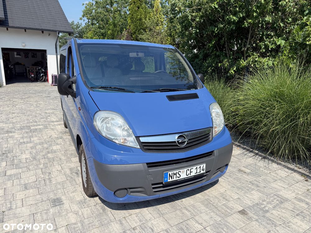 Opel Vivaro - 11