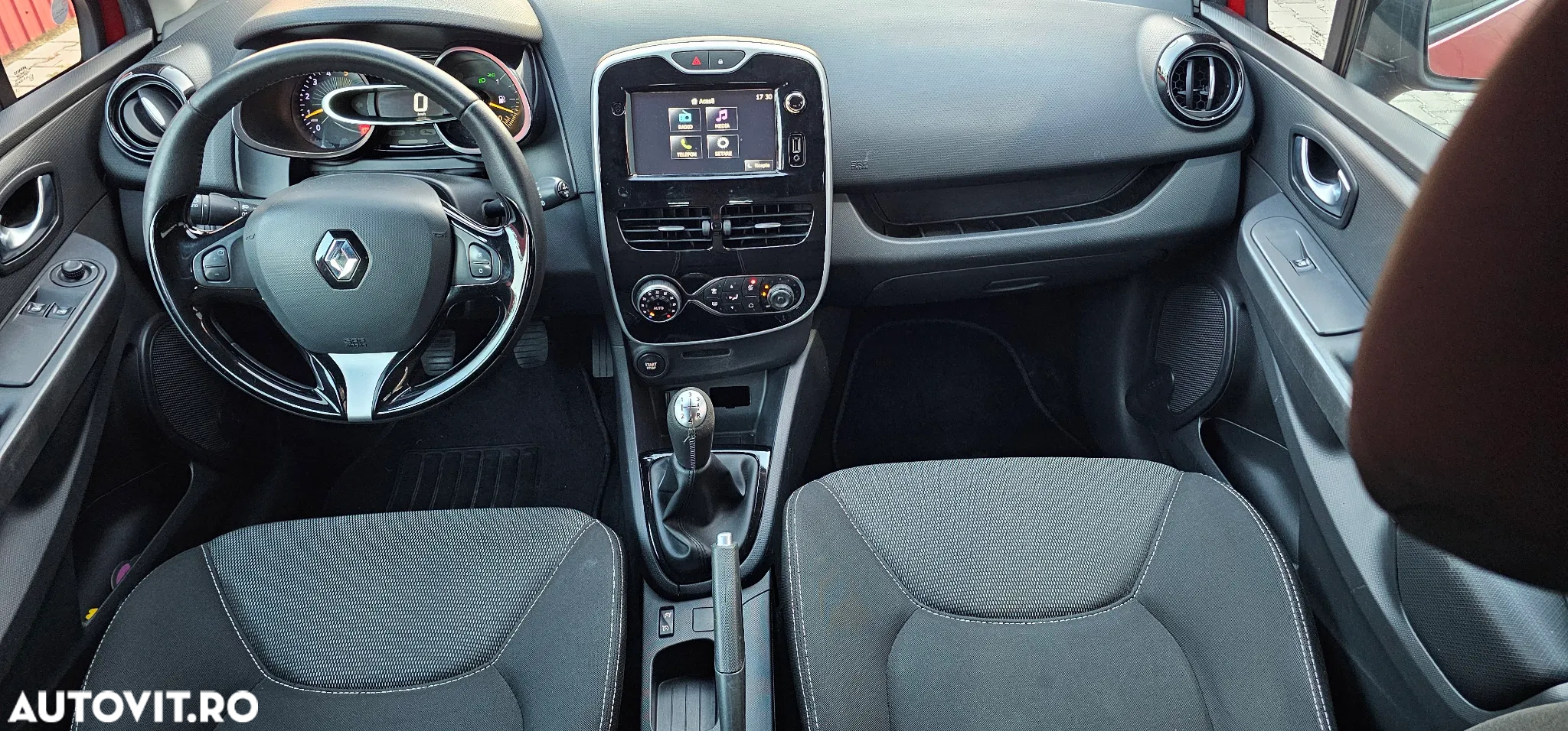 Renault Clio - 8