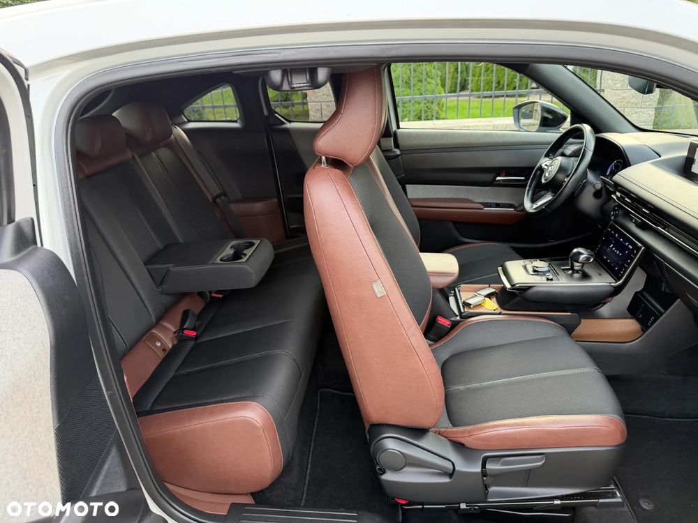 Mazda MX-30 e-SKYACTIV EXCLUSIVE-LINE - 5