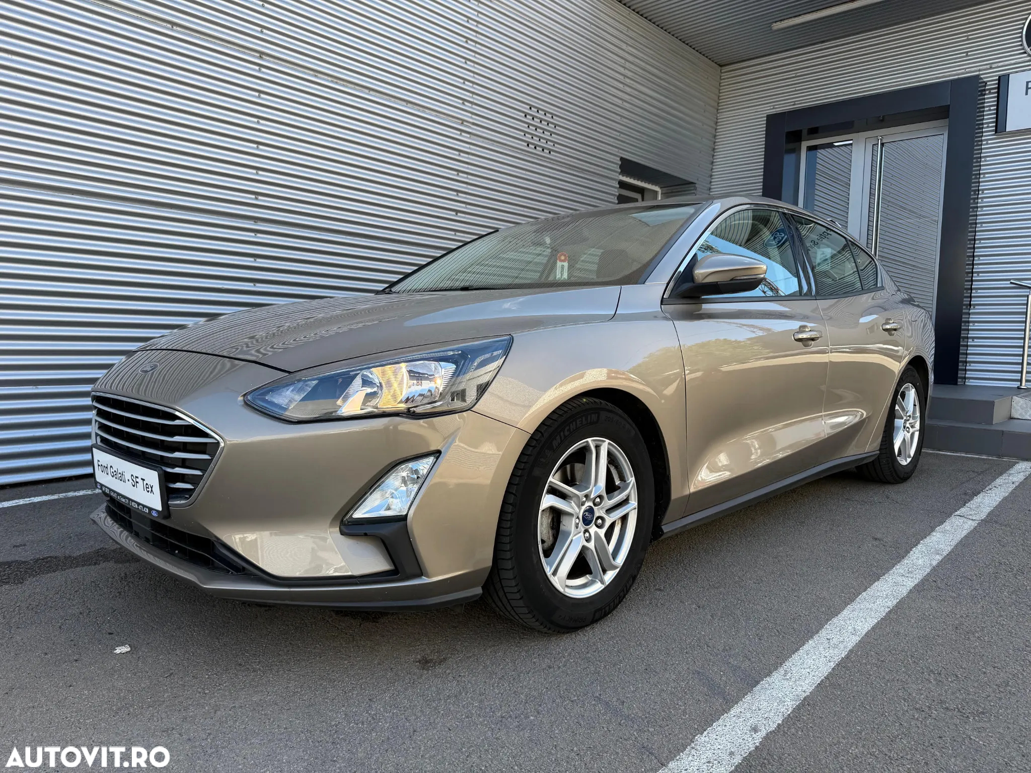 Ford Focus 1.0 EcoBoost Trend Edition - 10