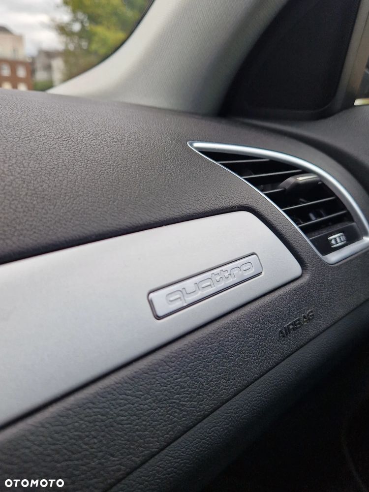 Audi A4 Avant 2.0 TDI Quattro S tronic - 23