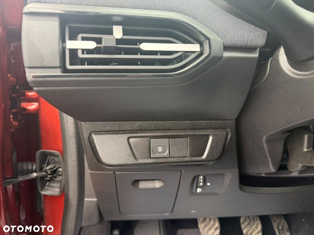 Dacia Jogger TCe 110 Expression - 11
