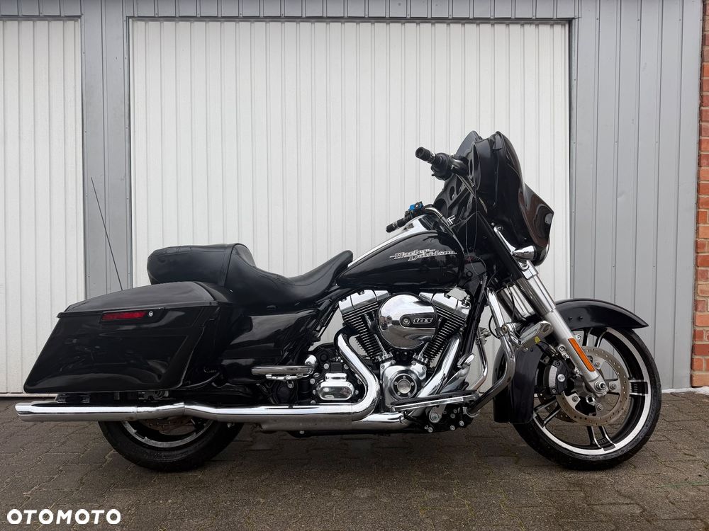 Harley-Davidson Touring Street Glide - 1