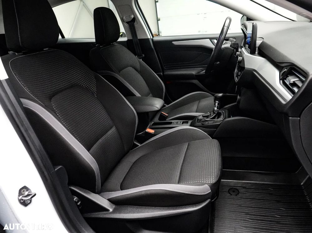 Ford Focus 1.0 EcoBoost Start-Stopp-System COOL&CONNECT DESIGN - 14