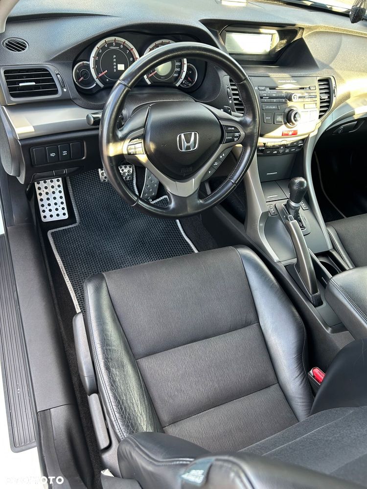 Honda Accord 2.4 Executive - 8