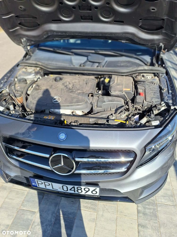 Mercedes-Benz GLA 250 7G-DCT AMG Line - 14