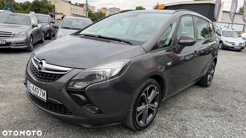 Opel Zafira - 16