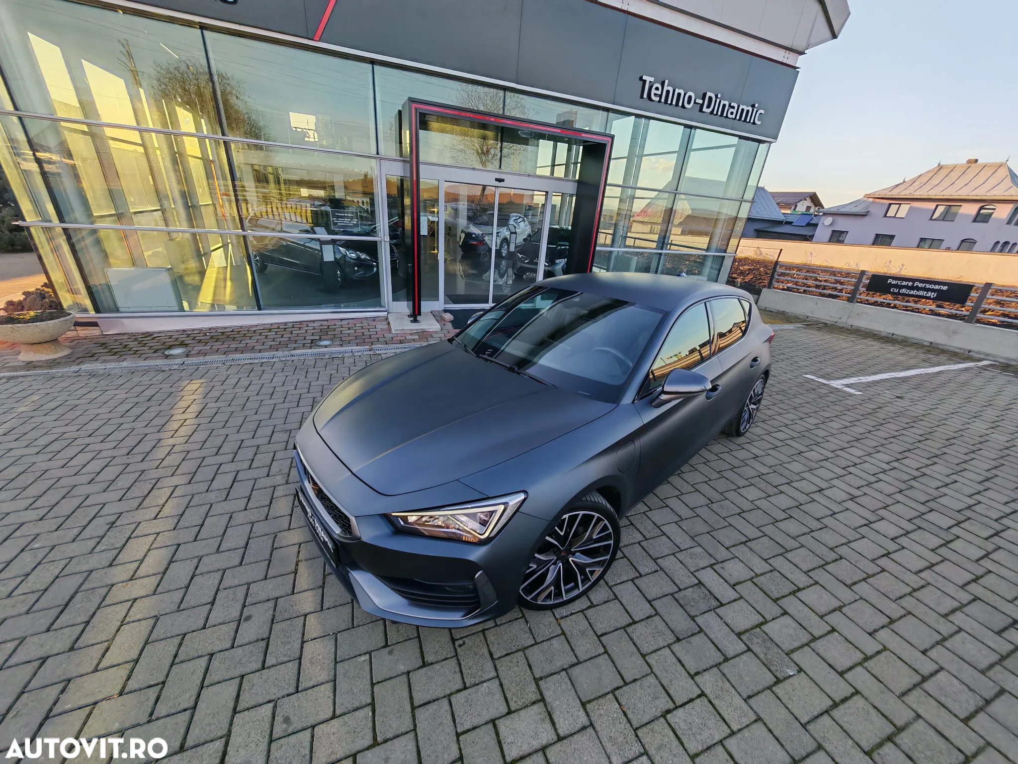 Cupra Leon 1.4 e-Hybrid (180 kW System) VZ - 14