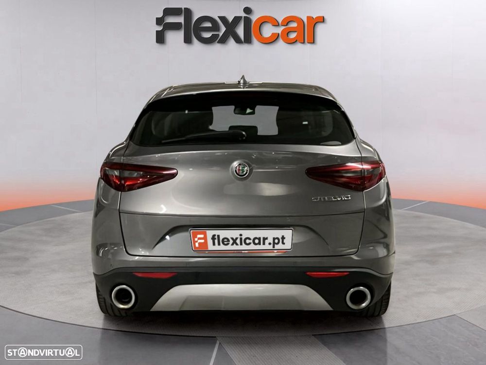 Alfa Romeo Stelvio 2.2 D Super AT8 - 8