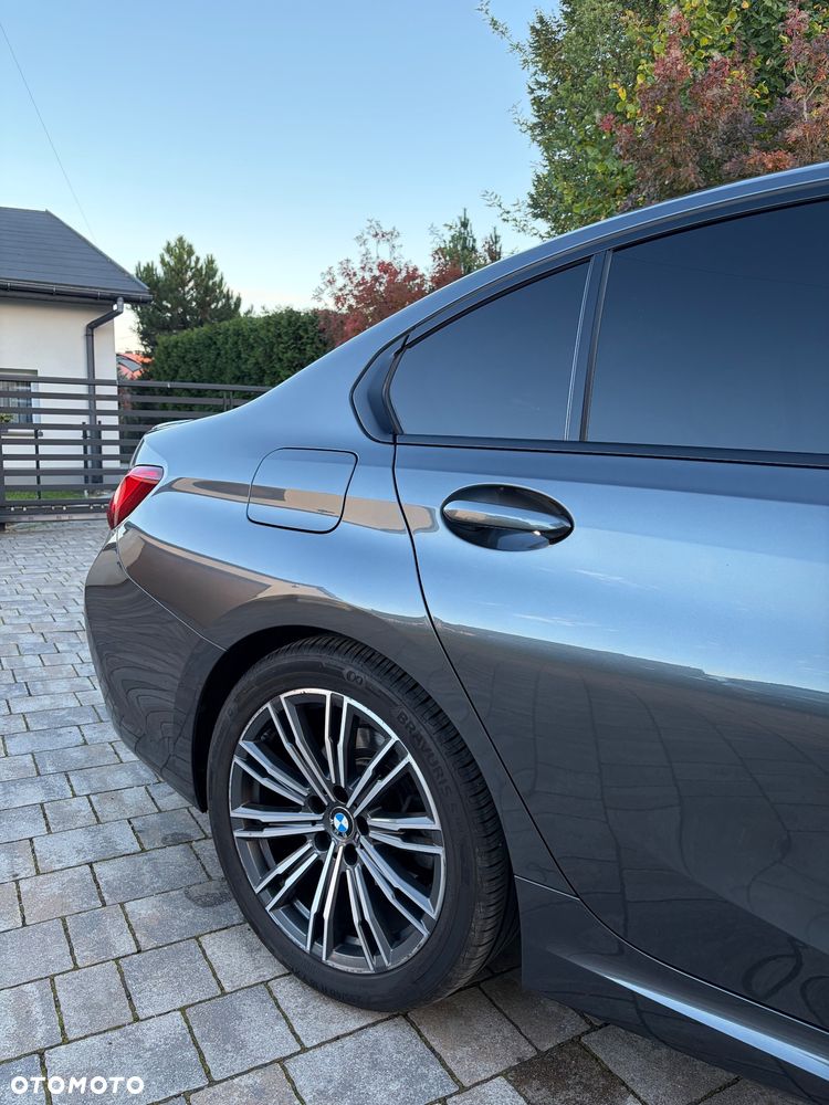 BMW Seria 3 320i M Sport sport - 10