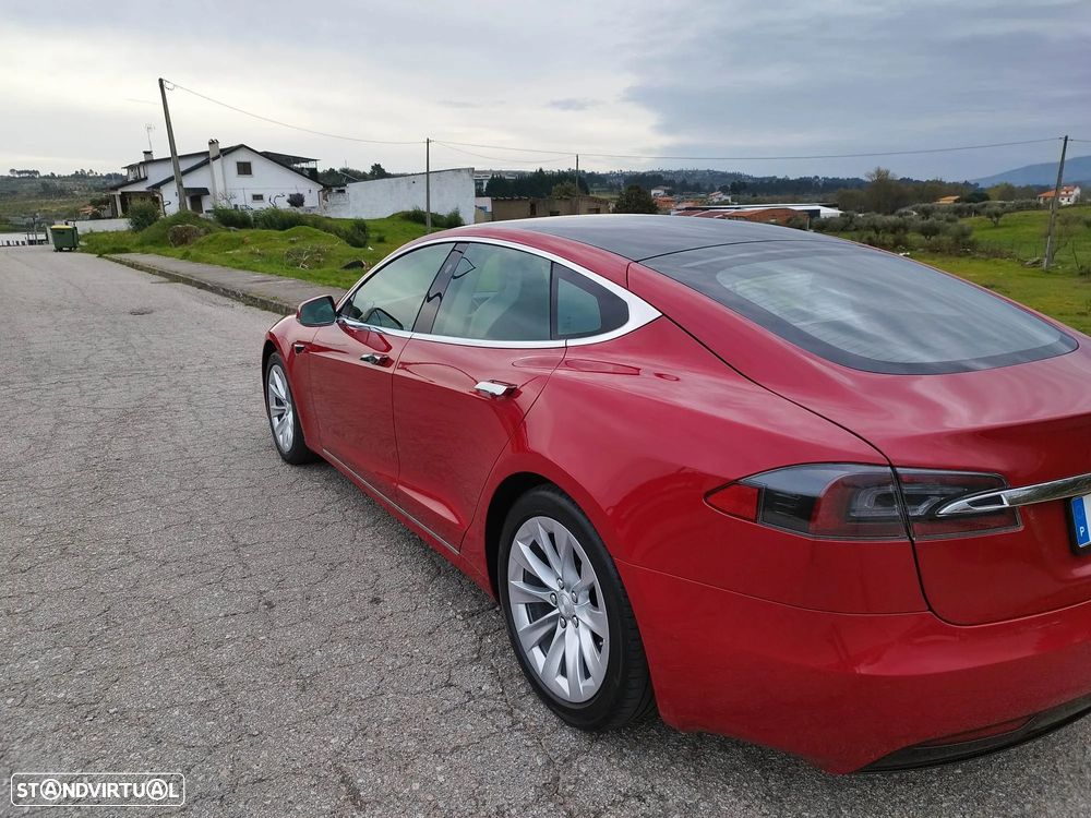 Tesla Model S Long Range - 5