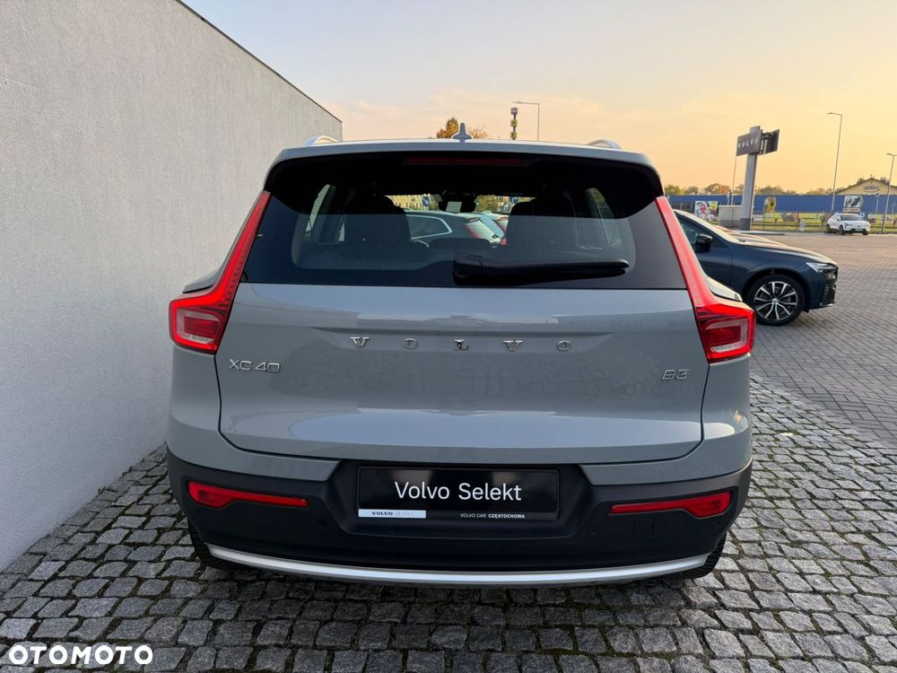 Volvo XC 40 - 32
