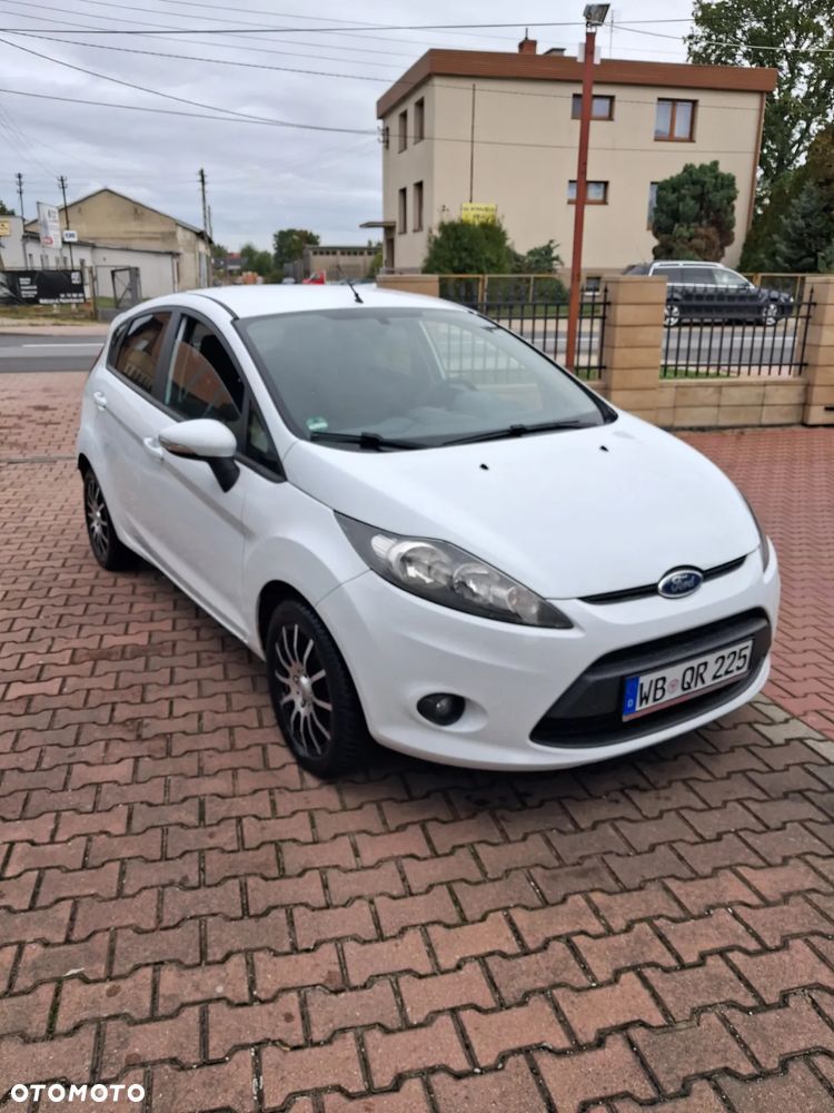 Ford Fiesta - 6