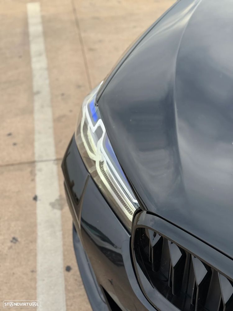 BMW 530 e Pack M - 12