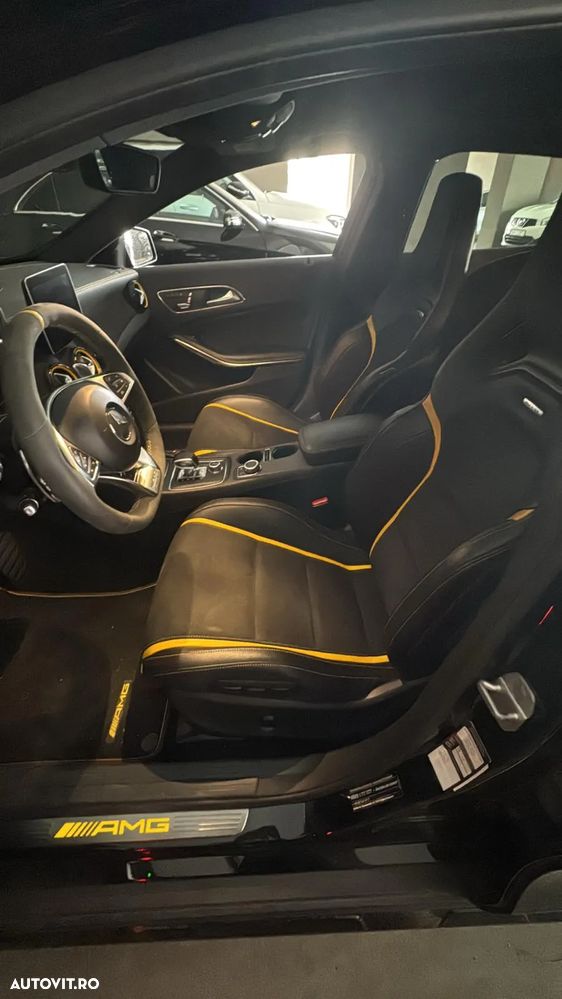 Mercedes-Benz GLA - 5