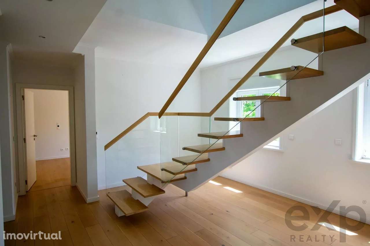 Penthouse de luxo com vista para o mar e para o porto no Estoril - Grande imagem: 3/51